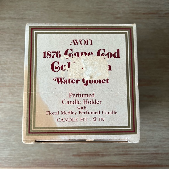 Avon 1876 Cape Cod Collection Water Goblet with Floral Medley Perfumed Candle - Picture 2 of 7